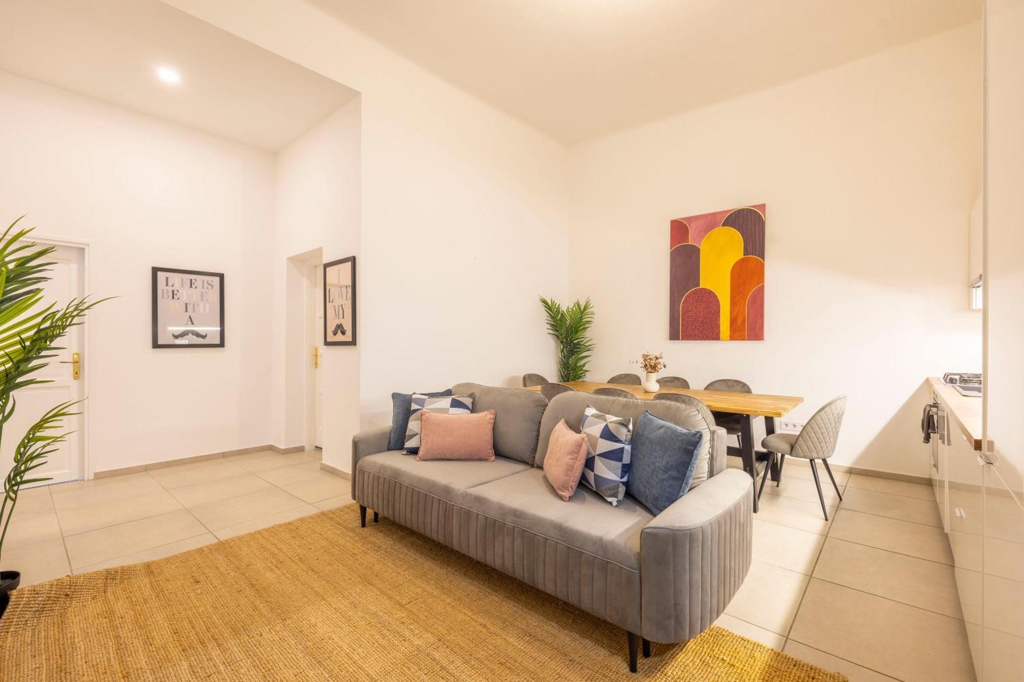 Exclusive Grand In The Heart Of * Boedapest
